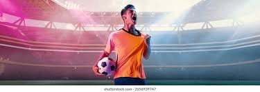 莫雷托：尤文只有可能在夏窗追托纳利；冬窗或夏窗肯定买中卫